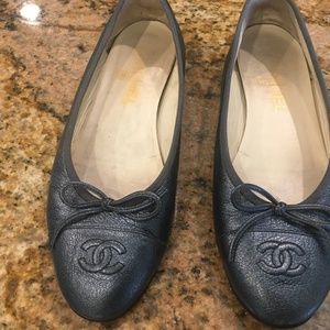 CHANEL FLATS